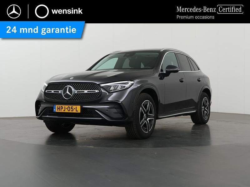 Grijs Gebruikt 2024 Mercedes GLC300e AMG line SUV | € 67.850 (Eerlijke prijs) - Afbeelding 1/4