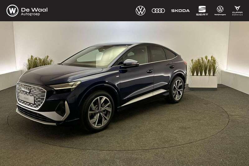 Navarrablauw metallic Nieuw 2025 Audi Q4 Sportback e-tron Comfort SUV | € 58.670 (Eerlijke prijs) - Afbeelding 1/4