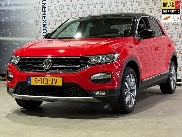 Rood Gebruikt 2019 VW T-Roc Style SUV | € 19.945 (Super prijs) - Afbeelding 1/4