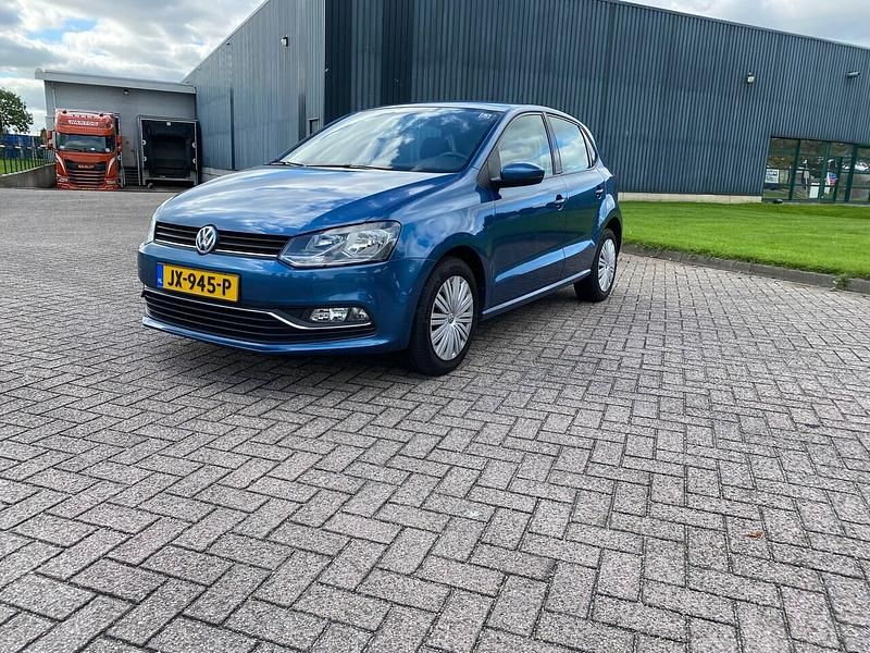 Blauw Occasion 2016 VW Polo Comfortline Hatchback | € 6.500 (Super prijs) - Afbeelding 1/4