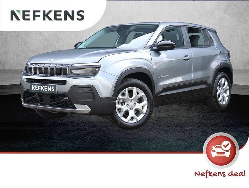 Grijs, metallic lak Nieuw 2024 Jeep Avenger Altitude SUV | € 29.880 (Goede deal) - Afbeelding 1/3