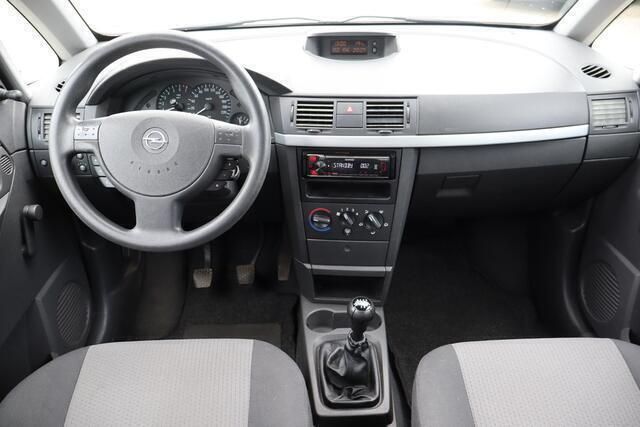 Occasion Opel Meriva Essentia 101 PK (74 kW) 2003 Grijs MPV