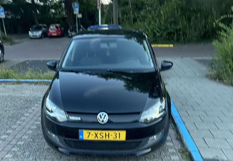 Occasion 2014 VW Polo Sedan | € 4.795 (Eerlijke prijs) - Afbeelding 1/4