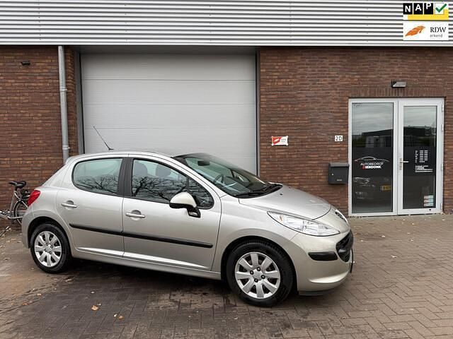 Grijs Gebruikt 2006 Peugeot 207 Hatchback | € 3.299 (Eerlijke prijs) - Afbeelding 1/4