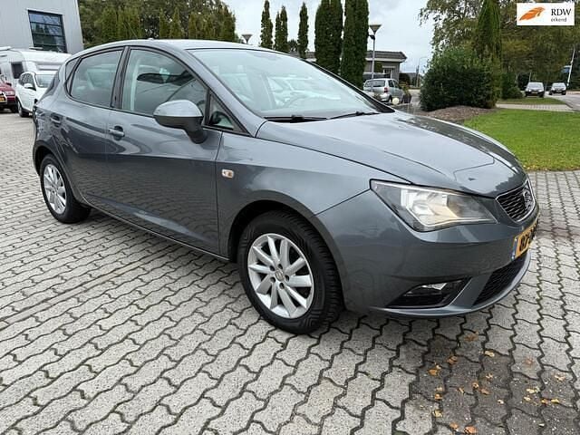 Grijs Gebruikt 2012 Seat Ibiza Style Hatchback | € 5.250 (Eerlijke prijs) - Afbeelding 1/4