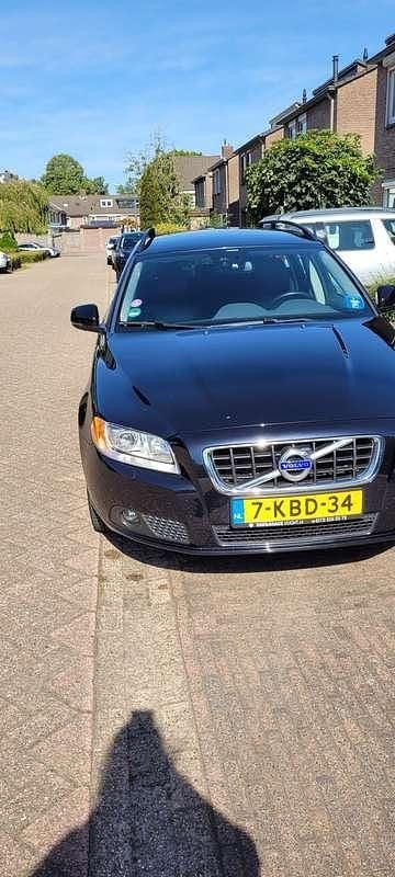 Zwart Occasion 2013 Volvo V70 Momentum Stationwagen | € 21.000 - Afbeelding 1/4