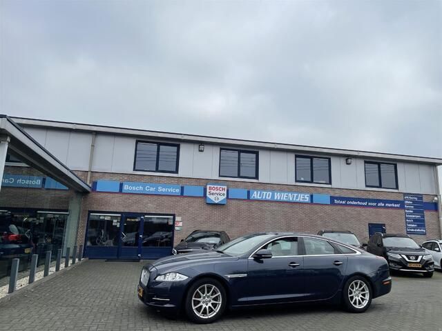 Blauw, metallic lak Gebruikt 2011 Jaguar XJ Premium Luxury Sedan | € 14.950 (Eerlijke prijs) - Afbeelding 1/4