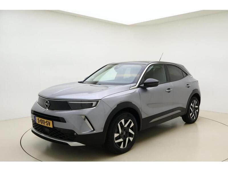 Grijs Gebruikt 2023 Opel Mokka-e Elegance SUV | € 23.945 (Iets duurder) - Afbeelding 1/3