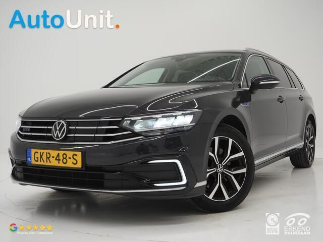 Zwart, metallic lak Gebruikt 2020 VW Passat GTE Stationwagen | € 17.440 (Super prijs) - Afbeelding 1/4