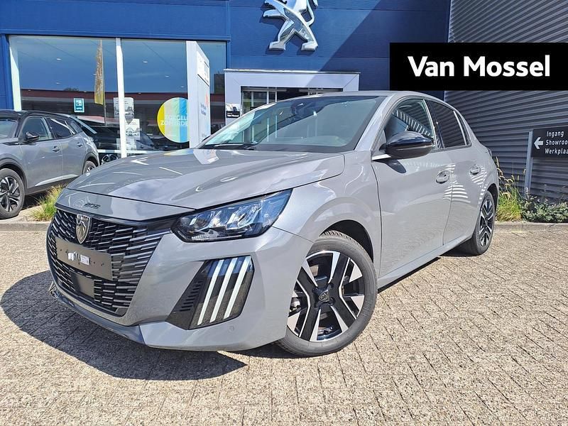 Grijs Gebruikt 2024 Peugeot 208 Allure Hatchback | € 24.940 (Iets duurder) - Afbeelding 1/4