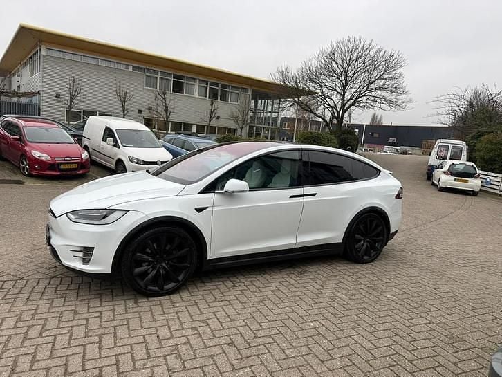 Occasion Tesla Model X 2018 SUV