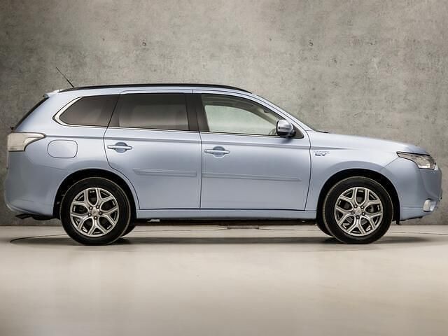 Occasion Mitsubishi Outlander Instyle 203 PK (149 kW) 2013 Blauw SUV