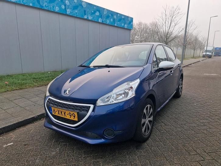 Gebruikt 2014 Peugeot 208 Hatchback | € 2.445 (Super prijs) - Afbeelding 1/4