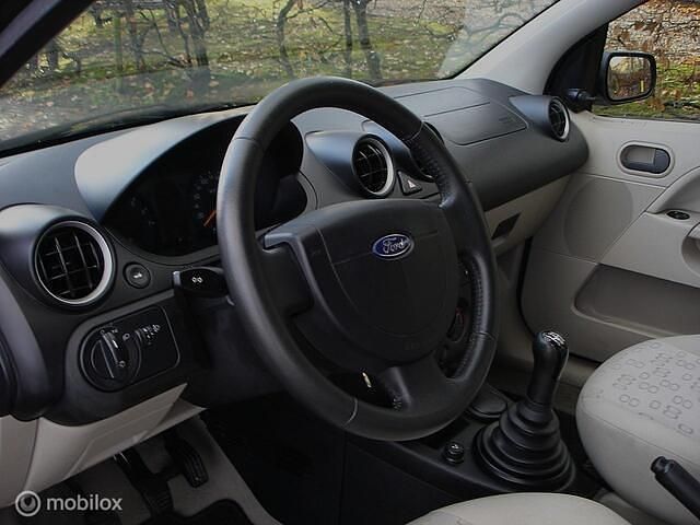 Occasion Ford Fiesta Ambiente 69 PK (50 kW) 2002 Zwart Hatchback