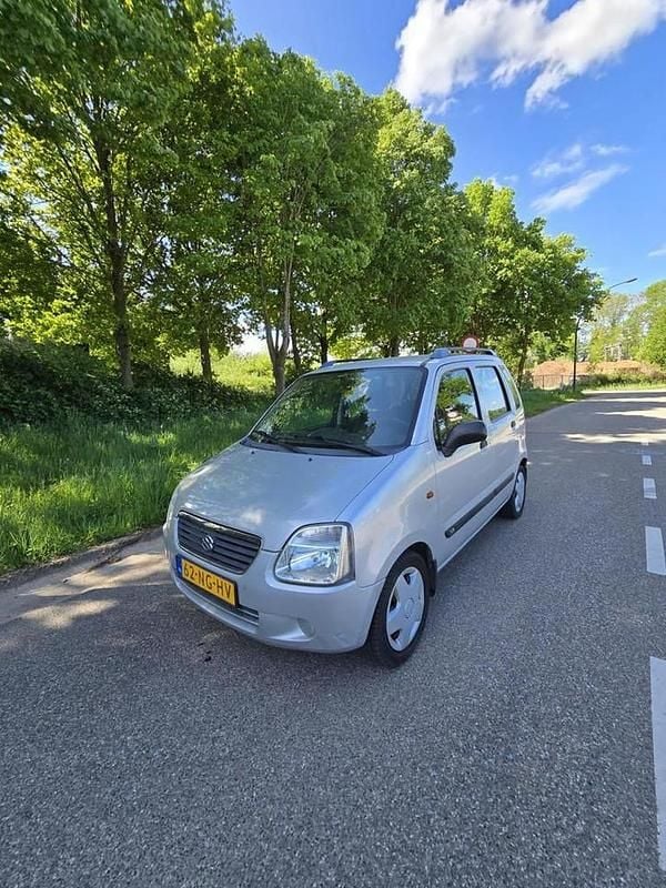 Gebruikt 2003 Suzuki Wagon R+ GLS Van | € 899 (Eerlijke prijs) - Afbeelding 1/1