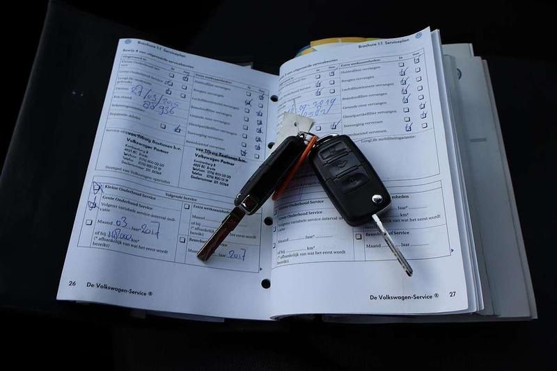 Occasion VW New Beetle Cabriolet Highline 102 PK (75 kW) 2006 Grijs Cabriolet