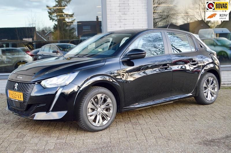 Zwart Gebruikt 2021 Peugeot e-208 Active Hatchback | € 15.495 (Goede deal) - Afbeelding 1/4