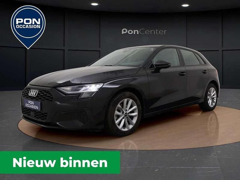 Zwart Gebruikt 2023 Audi A3 Sportback Sport Hatchback | € 27.950 (Goede deal) - Afbeelding 1/3