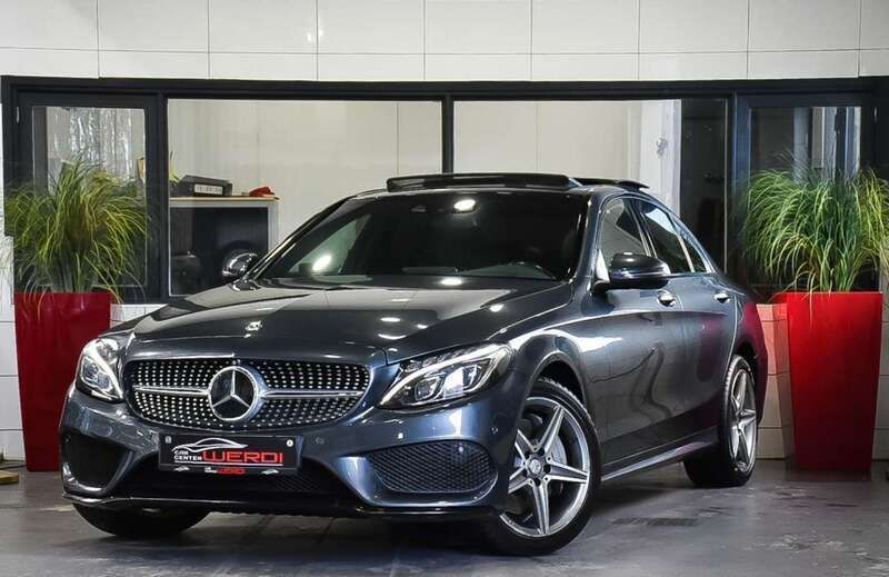 Grijs, metallic lak Gebruikt 2015 Mercedes C250 AMG Sedan | € 29.950 - Afbeelding 1/4