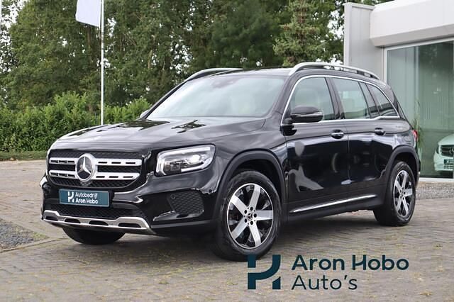 Zwart Gebruikt 2021 Mercedes GLB200 Advantage SUV | € 37.950 (Eerlijke prijs) - Afbeelding 1/4
