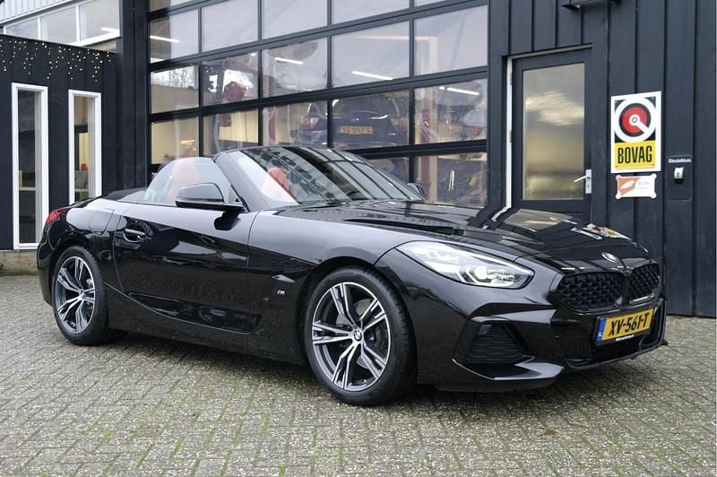 Zwart Occasion 2019 BMW Z4 Executive Cabriolet | € 39.484 - Afbeelding 1/4