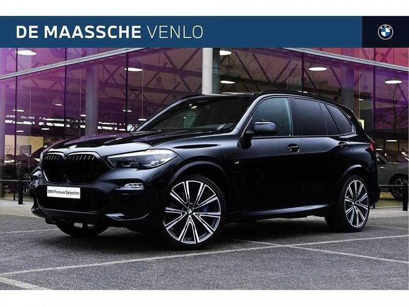 Zwart Occasion 2021 BMW X5 SUV | € 57.950 (Duur) - Afbeelding 1/4