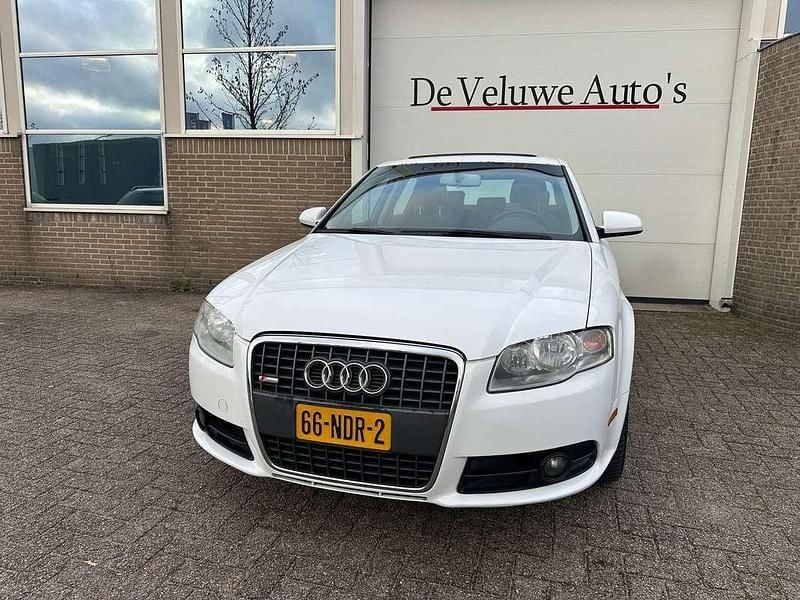 Wit Occasion 2008 Audi A4 S-Line Sedan | € 3.900 (Super prijs) - Afbeelding 1/4