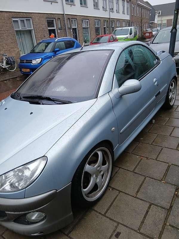 Occasion Peugeot 206 136 PK (100 kW) 2001 Zilver Cabriolet