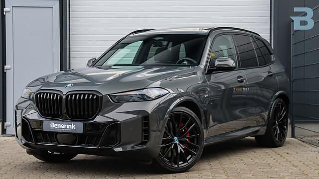 Grijs Gebruikt 2024 BMW X5 M Sport SUV | € 112.950 - Afbeelding 1/4