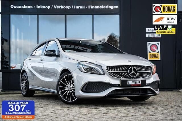 Grijs Gebruikt 2018 Mercedes A160 AMG Hatchback | € 18.990 (Eerlijke prijs) - Afbeelding 1/4