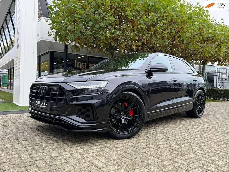 Zwart Gebruikt 2019 Audi Q8 Premium SUV | € 54.900 (Eerlijke prijs) - Afbeelding 1/4