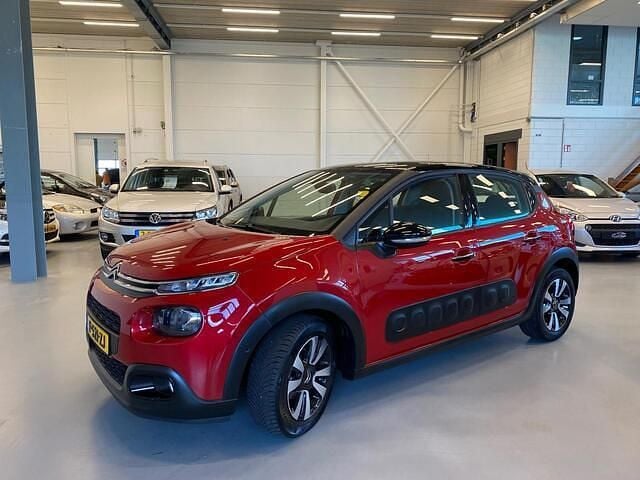 Rood Gebruikt 2018 Citroën C3 PureTech Hatchback | € 10.750 (Goede deal) - Afbeelding 1/4