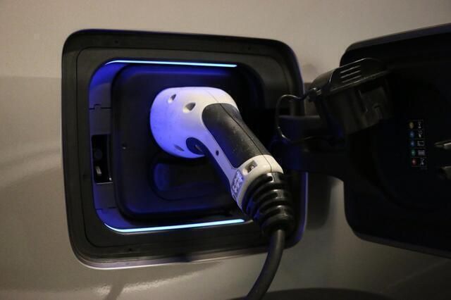 Occasion BMW i3 Comfort Edition 125 kW (170 PK) 2014 Grijs, metallic lak Hatchback