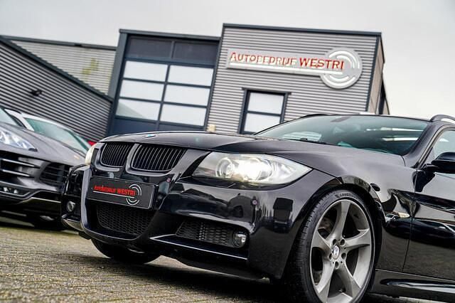 Occasion BMW 330 Executive 259 PK (190 kW) 2006 Zwart Stationwagen