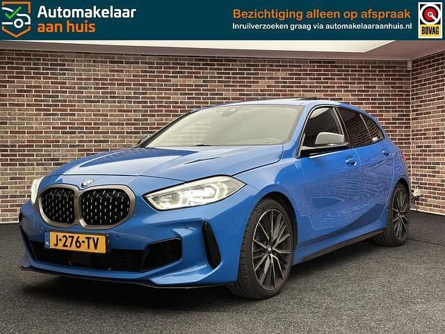 Blauw Gebruikt 2019 BMW M135 Executive Hatchback | € 31.499 (Eerlijke prijs) - Afbeelding 1/4