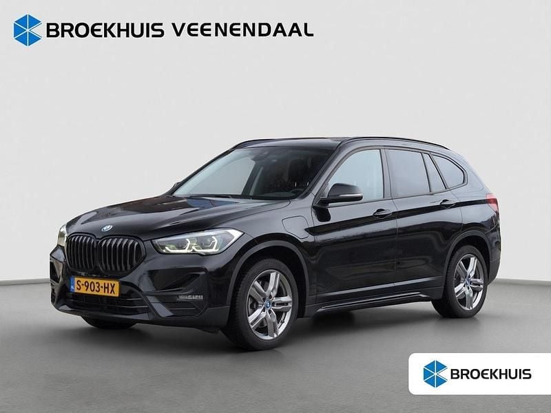 Zwart Gebruikt 2022 BMW X1 SUV | € 29.900 (Goede deal) - Afbeelding 1/4