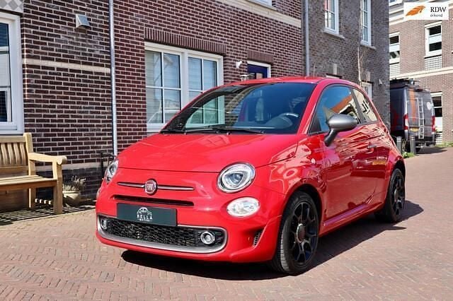 Rood Gebruikt 2017 Fiat 500S Sport Hatchback | € 10.950 (Eerlijke prijs) - Afbeelding 1/4