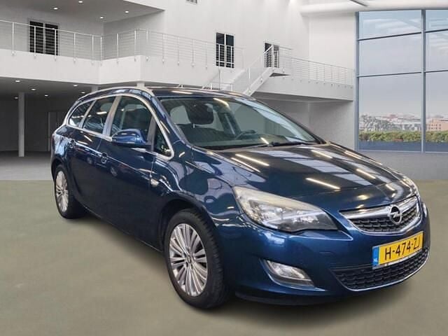 Occasion Opel Astra Sport 140 PK (102 kW) 2011 Blauw Stationwagen