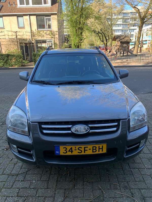 Zilver Gebruikt 2006 Kia Sportage SUV | € 2.650 (Super prijs) - Afbeelding 1/4