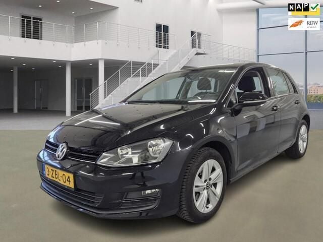 Zwart Gebruikt 2014 VW Golf VII Trendline Hatchback | € 5.799 (Super prijs) - Afbeelding 1/4
