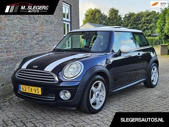 Zwart Gebruikt 2007 Mini Cooper Chili Hatchback | € 4.950 (Eerlijke prijs) - Afbeelding 1/4