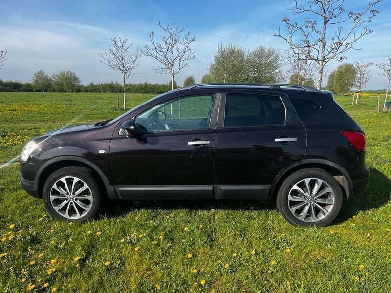 Paars Gebruikt 2014 Nissan Qashqai SUV | € 6.900 (Super prijs) - Afbeelding 1/4