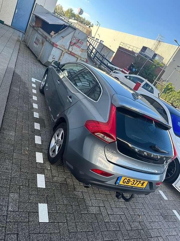 Occasion Volvo V40 Momentum 179 PK (131 kW) 2015 Grijs Stationwagen