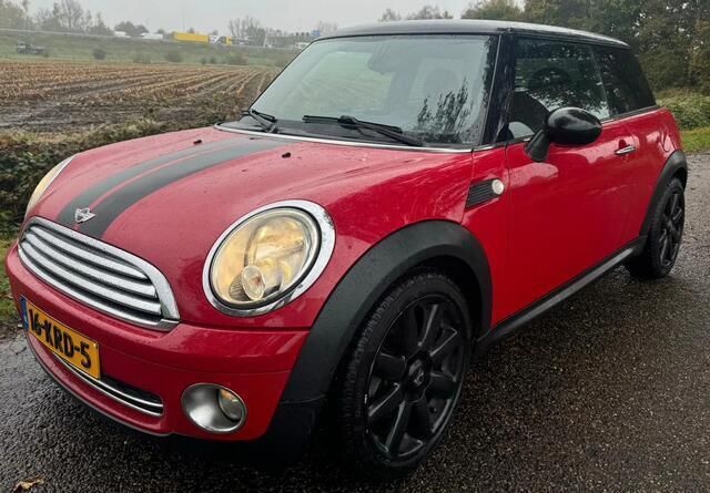 Rood Gebruikt 2010 Mini Cooper Chili Hatchback | € 3.650 (Super prijs) - Afbeelding 1/4