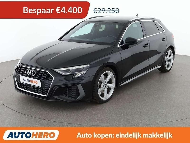 Zwart, metallic lak Occasion 2021 Audi A3 S-Line Hatchback | € 25.049 (Super prijs) - Afbeelding 1/3