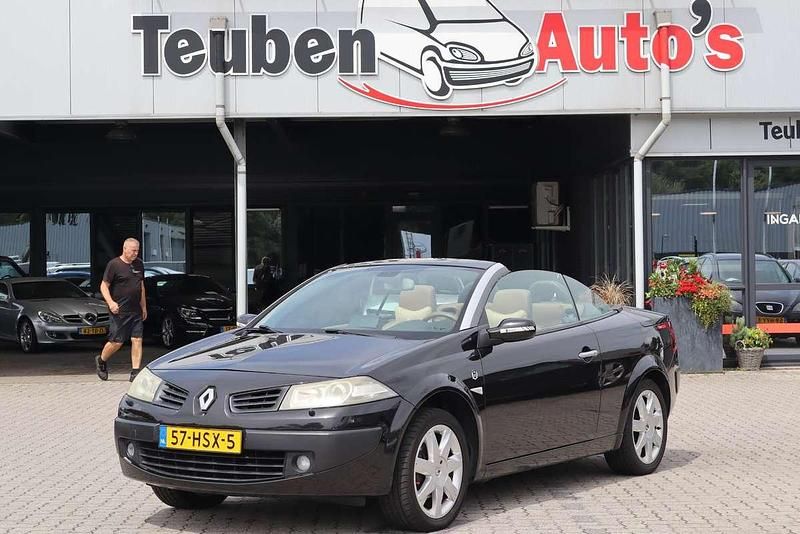 Zwart Gebruikt 2009 Renault Mégane Cabriolet Cabriolet | € 2.985 (Eerlijke prijs) - Afbeelding 1/4
