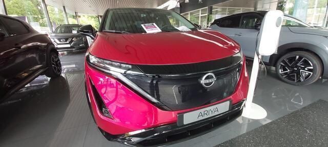 Rood Gebruikt 2024 Nissan Ariya Evolve SUV | € 49.900 - Afbeelding 1/4