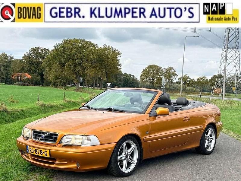 Oranje (parellak) Occasion 2002 Volvo C70 Cabriolet | € 6.490 (Eerlijke prijs) - Afbeelding 1/4