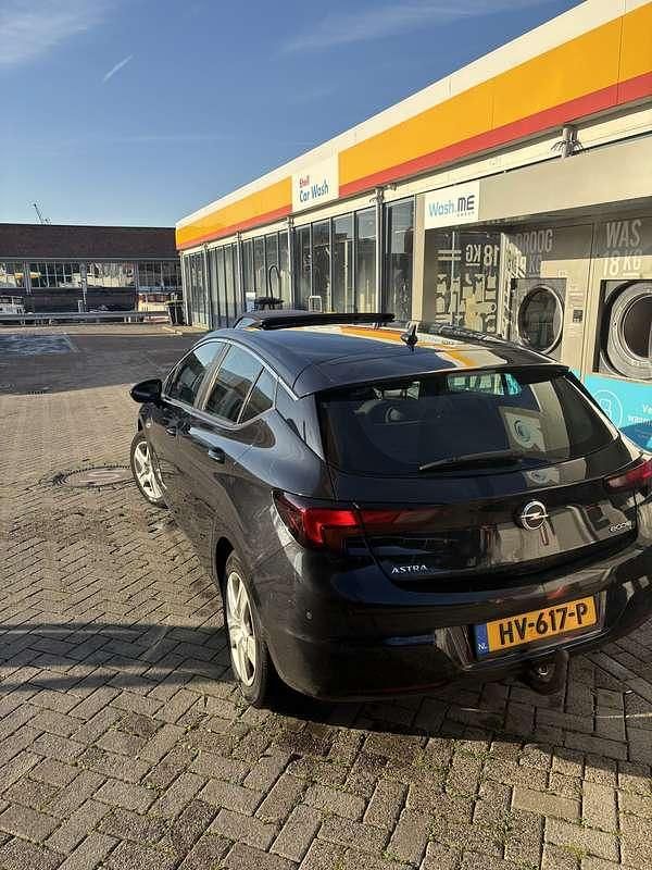 Occasion Opel Astra Business 105 PK (77 kW) 2015 Zwart Hatchback