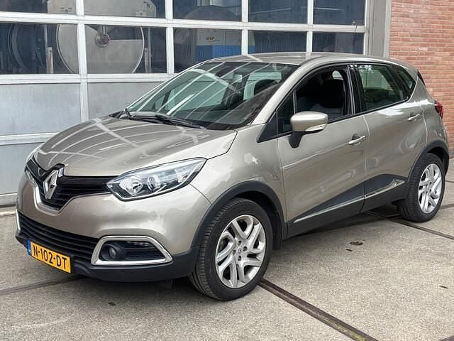 Beige Gebruikt 2014 Renault Captur Dynamique SUV | € 10.650 (Goede deal) - Afbeelding 1/4